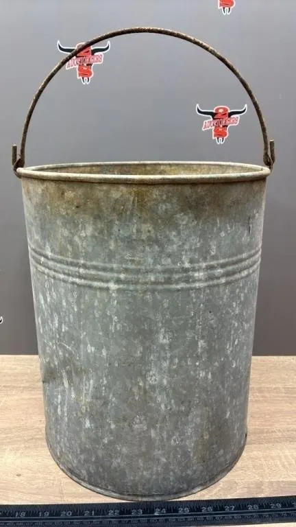 Galvanized 10 Gal Pail. *NO SHIPPING *TS