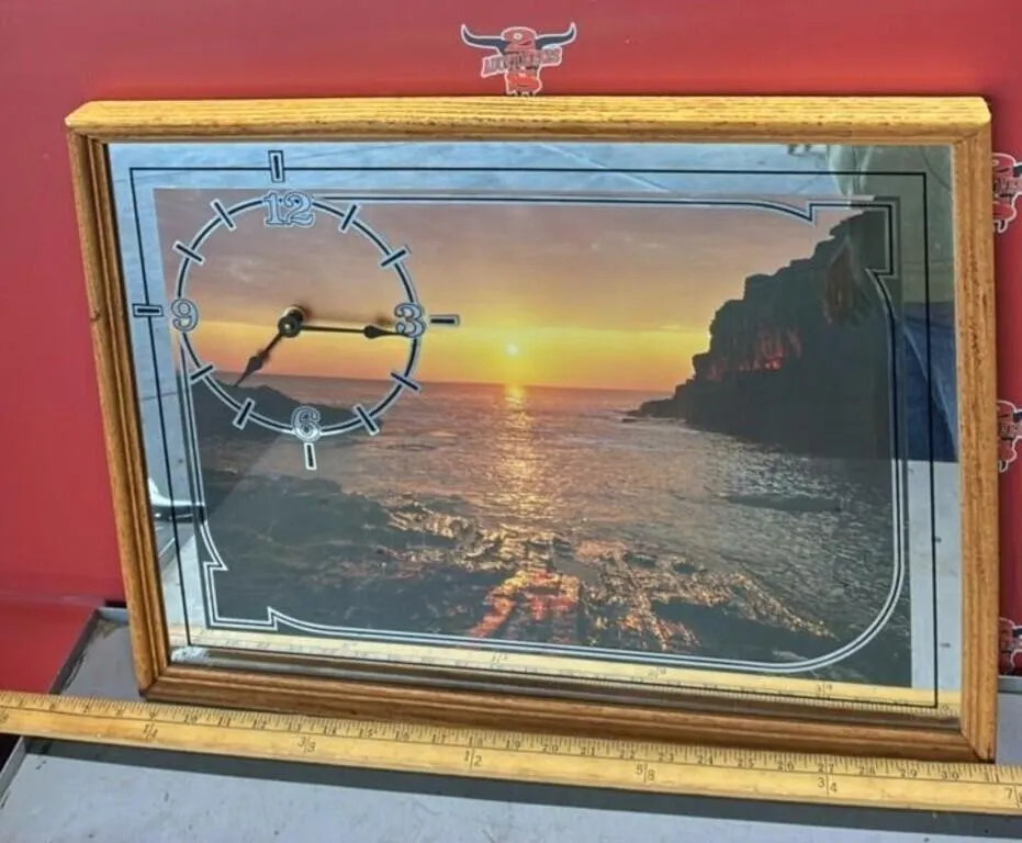 Mirrored Wall Clock. 23�x17.5�. *NO SHIPPING *LYS