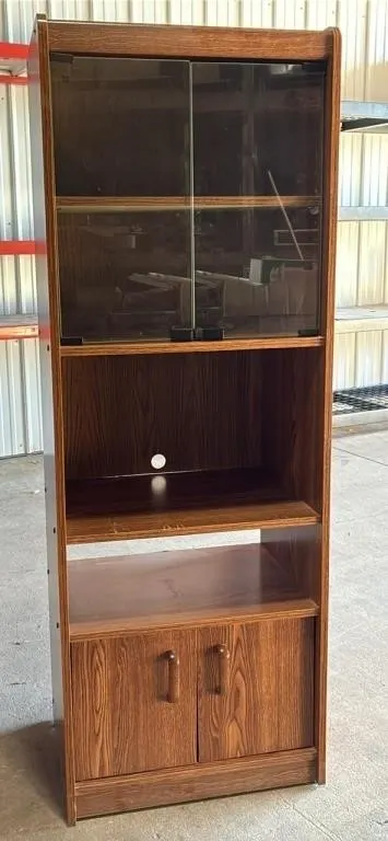 Pressboard Cabinet. 21.5�Wx16�Dx60�H.