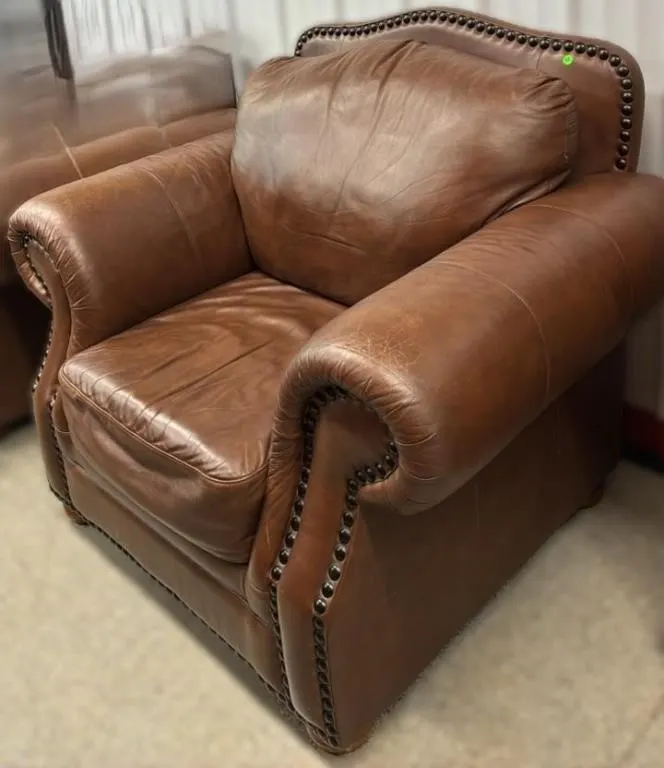 Leather Chair. 47�Wx36�Dx41�H. *NO SHIPPING