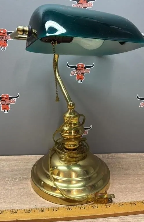Brass Banker�s Lamp. *NO SHIPPING