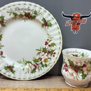 Royal Albert Flowers Of The Month Series December