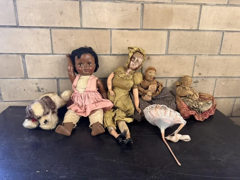 Group of dolls