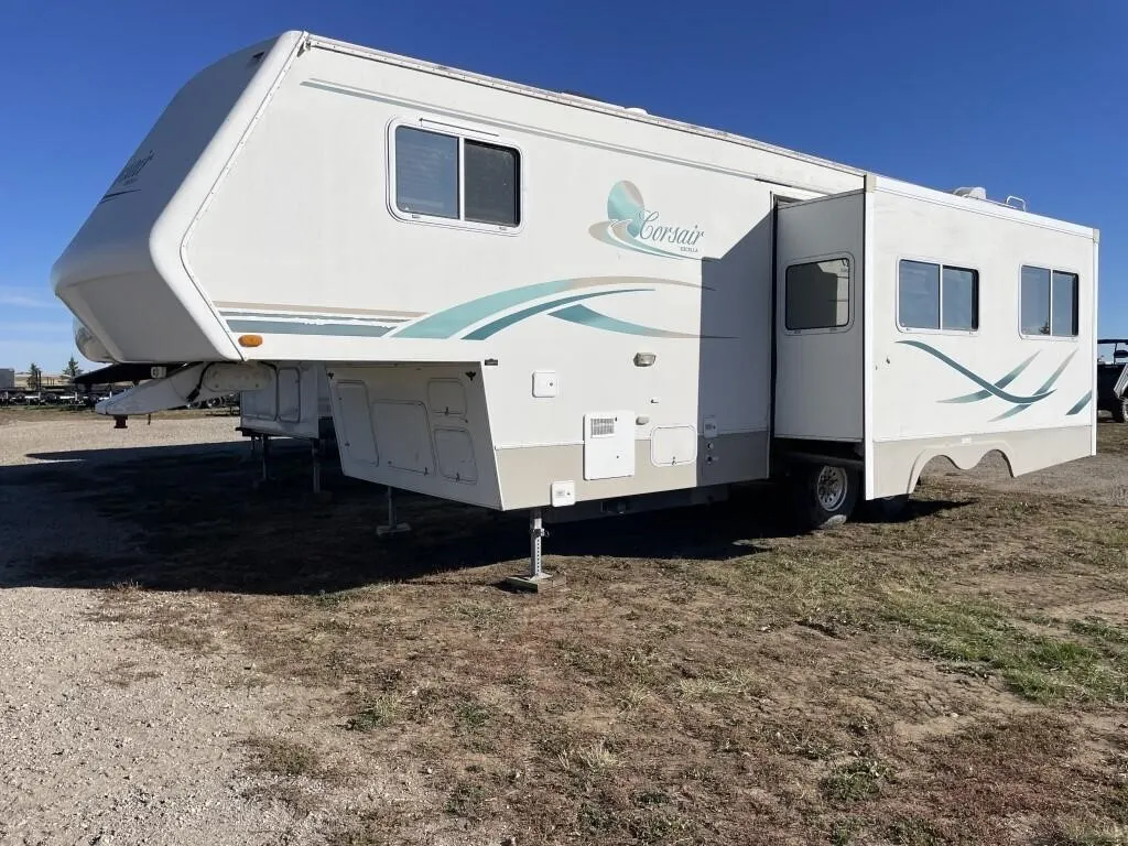 2002 28 1/2' Corsair Excella RKS 5th Wheel Travel
