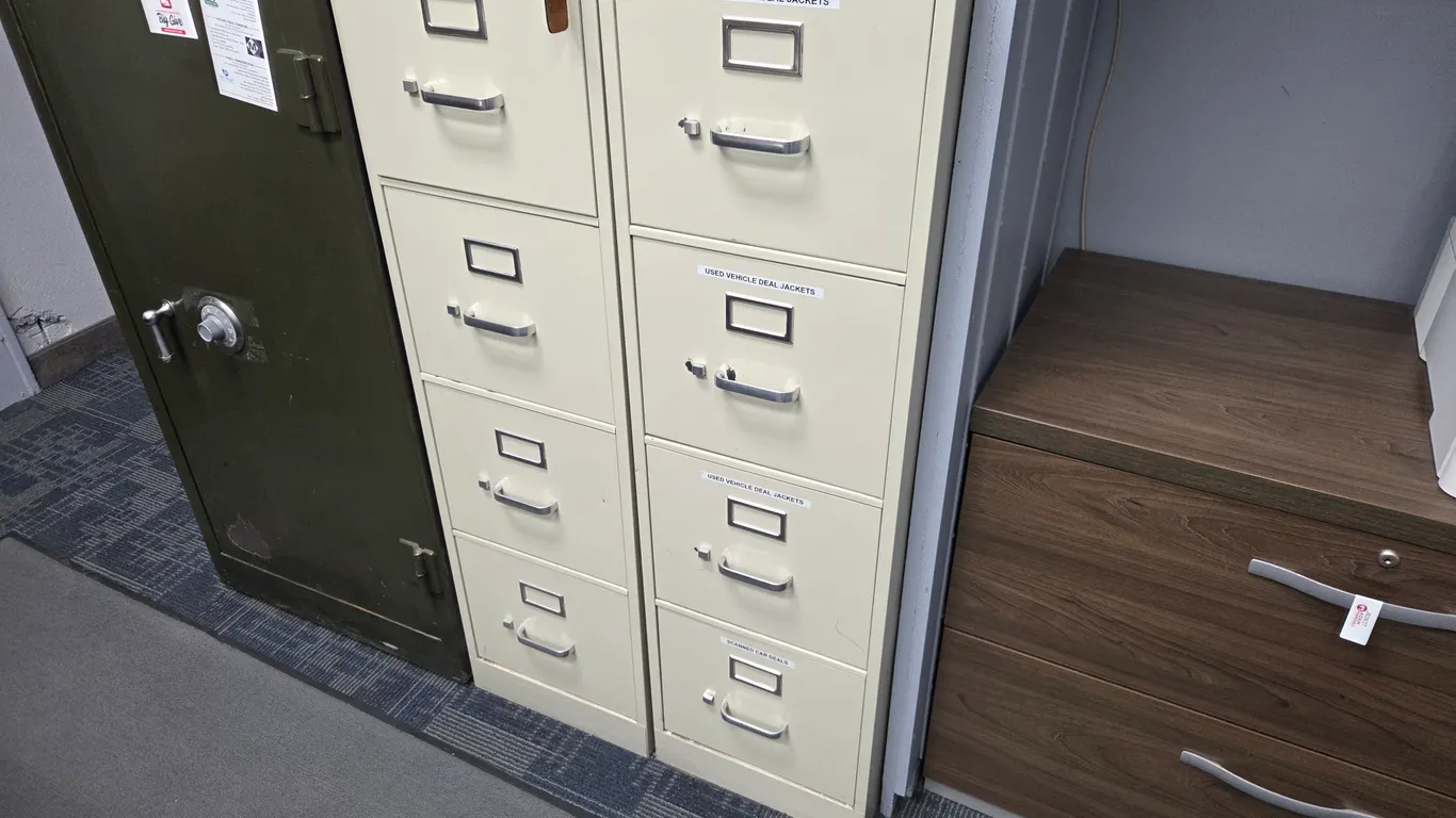 (2) HON Filing Cabinets - 4-Drawer