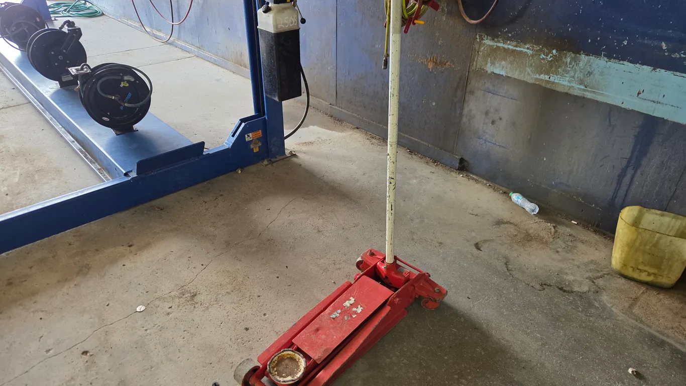 Floor Jack