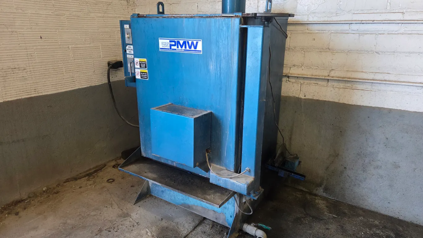 Precision Metal Works 112 Hot Water Cleaning System