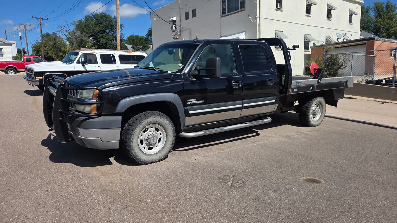 2003 Chevrolet Silverado 2500 Pickup-Diesel