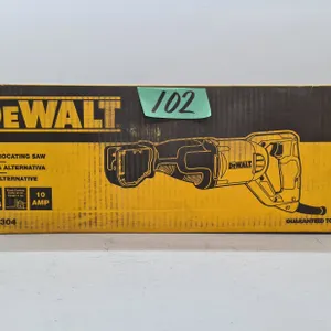 DeWalt DWE304 Reciprocating Saw
