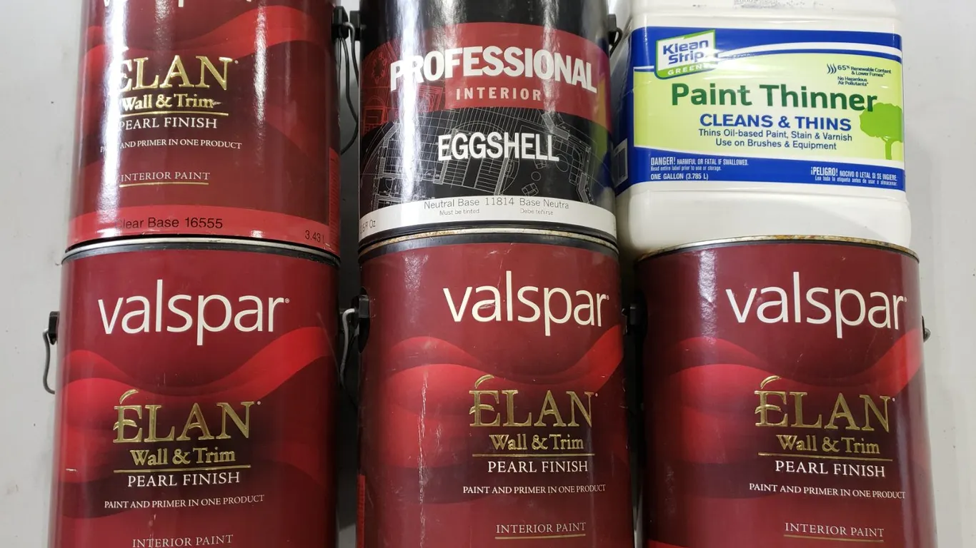 Valspar Paint & Klean Strip Thinner