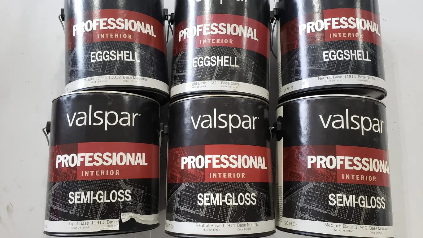 (6) Valspar Professional Interior Paint