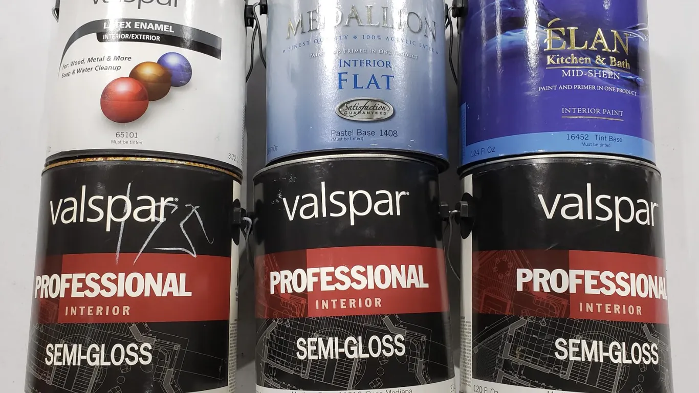 (6) Assorted Valspar Interior & Exterior Paint