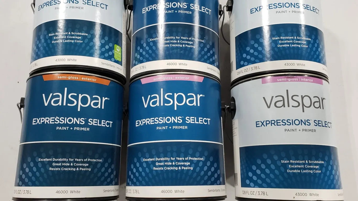 (6) Assorted Valspar Expressions Paint