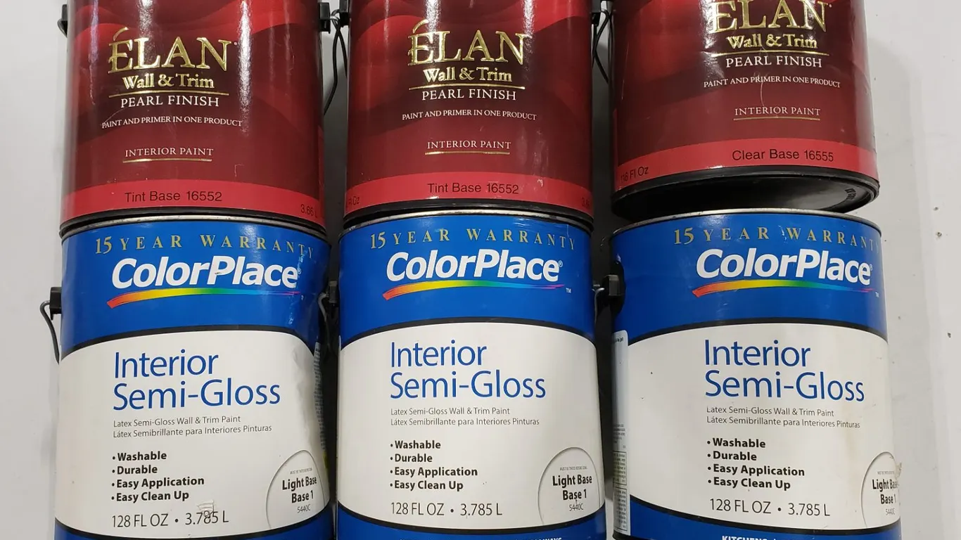 (6) Valspar & Color Place Interior Paint