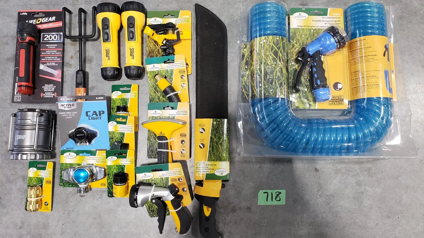 Variety of Landscapers Select Garden Tool Accessories