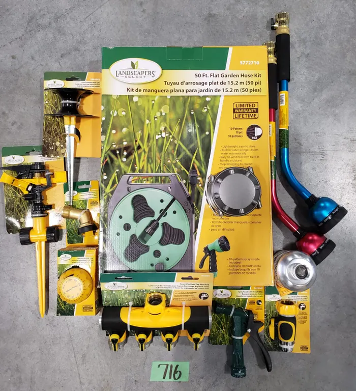 Assorted Landscapers Select Garden Supplies