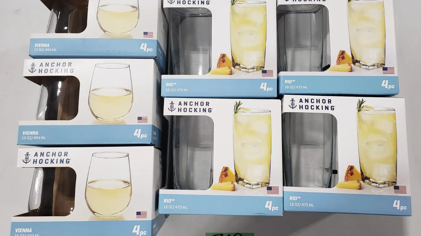 (7) Assorted Anchor Hocking Glassware
