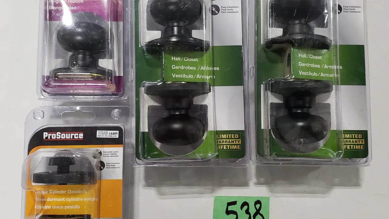 (4) ProSource Door Knobs & Deadbolt