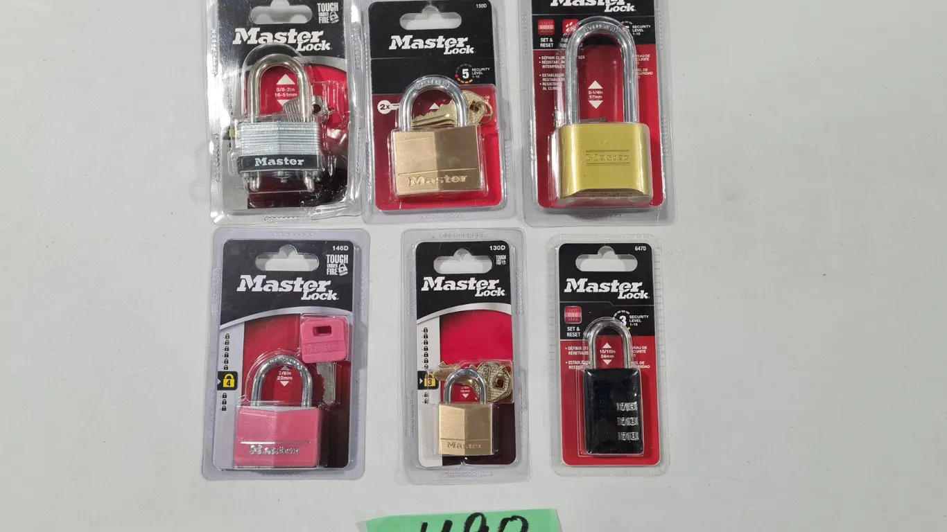 (6) Master Lock Padlocks