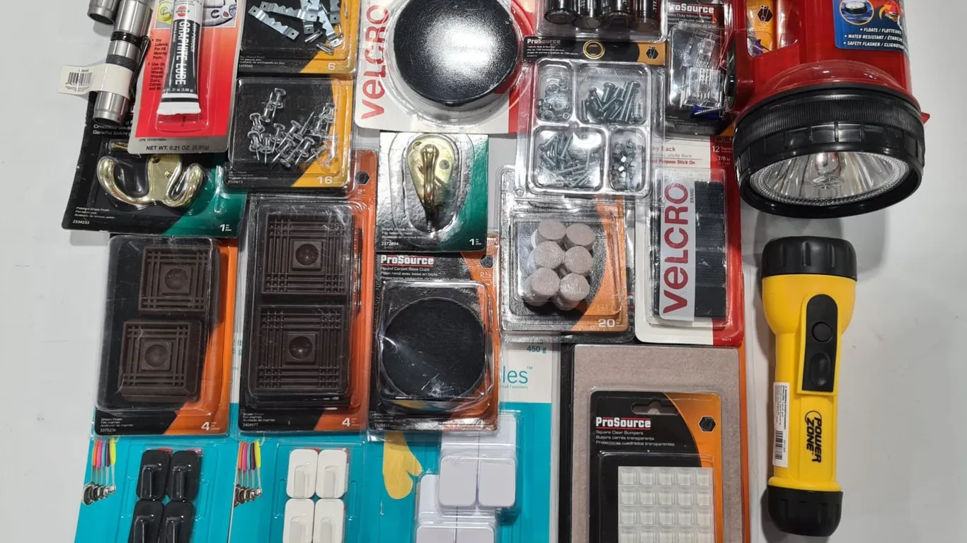 Assorted Household Accessories