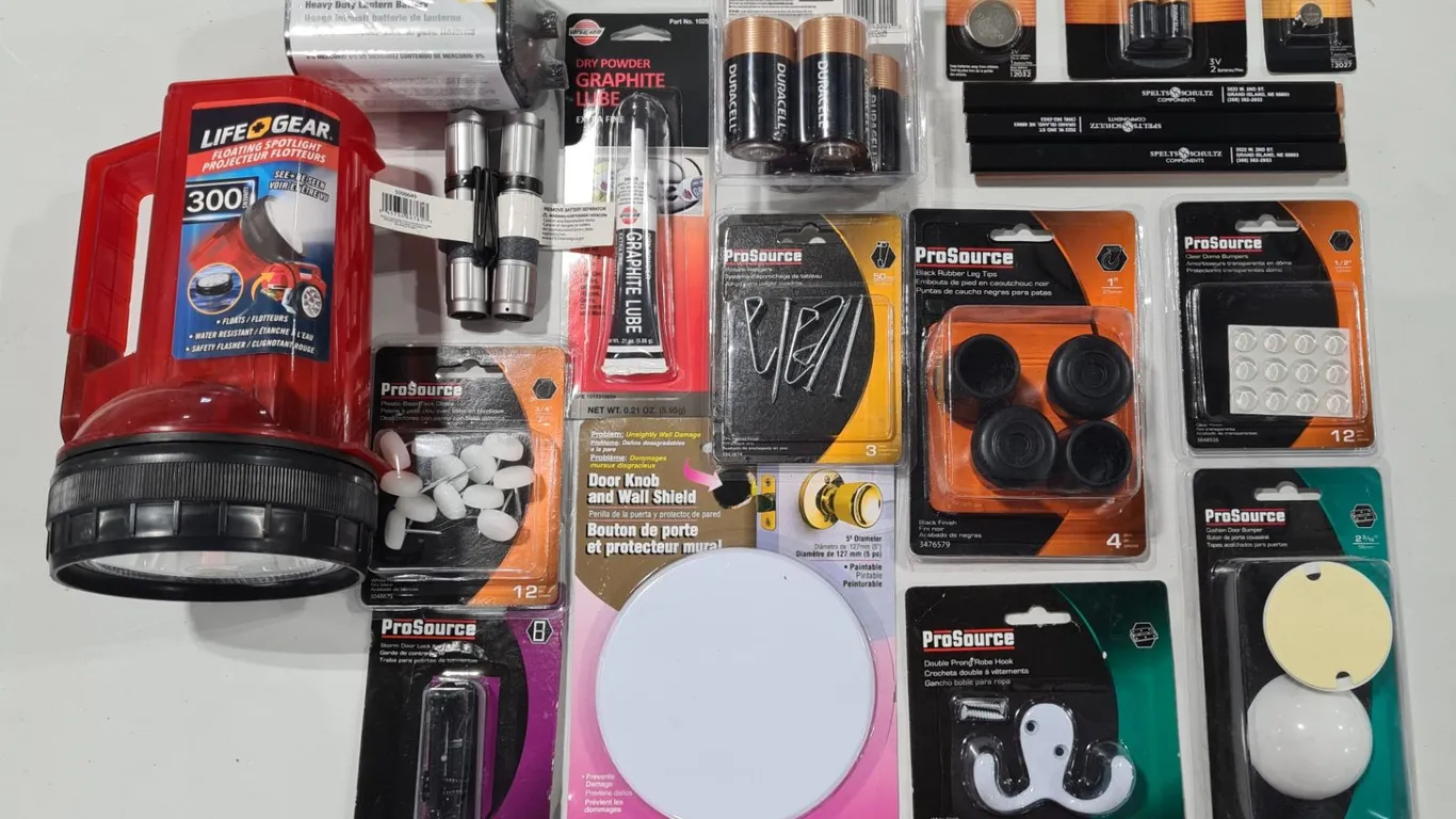 Assorted Household Accessories