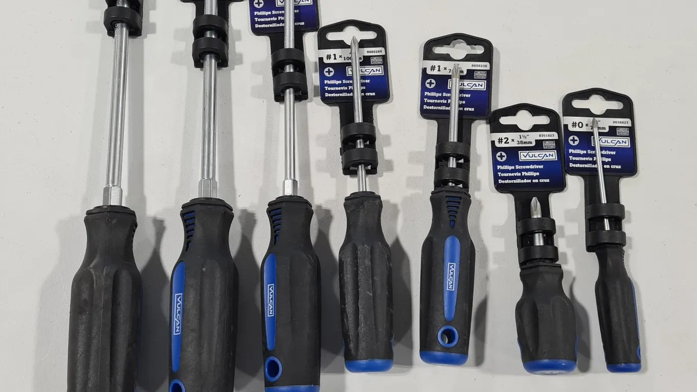 Assorted Vulcan Phillips Screwdrivers