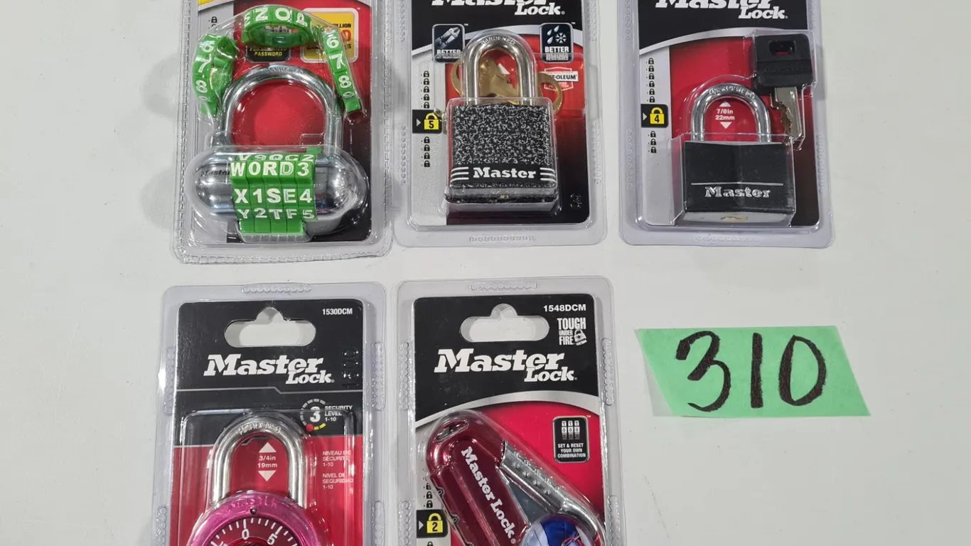 (5) Master Lock Padlocks