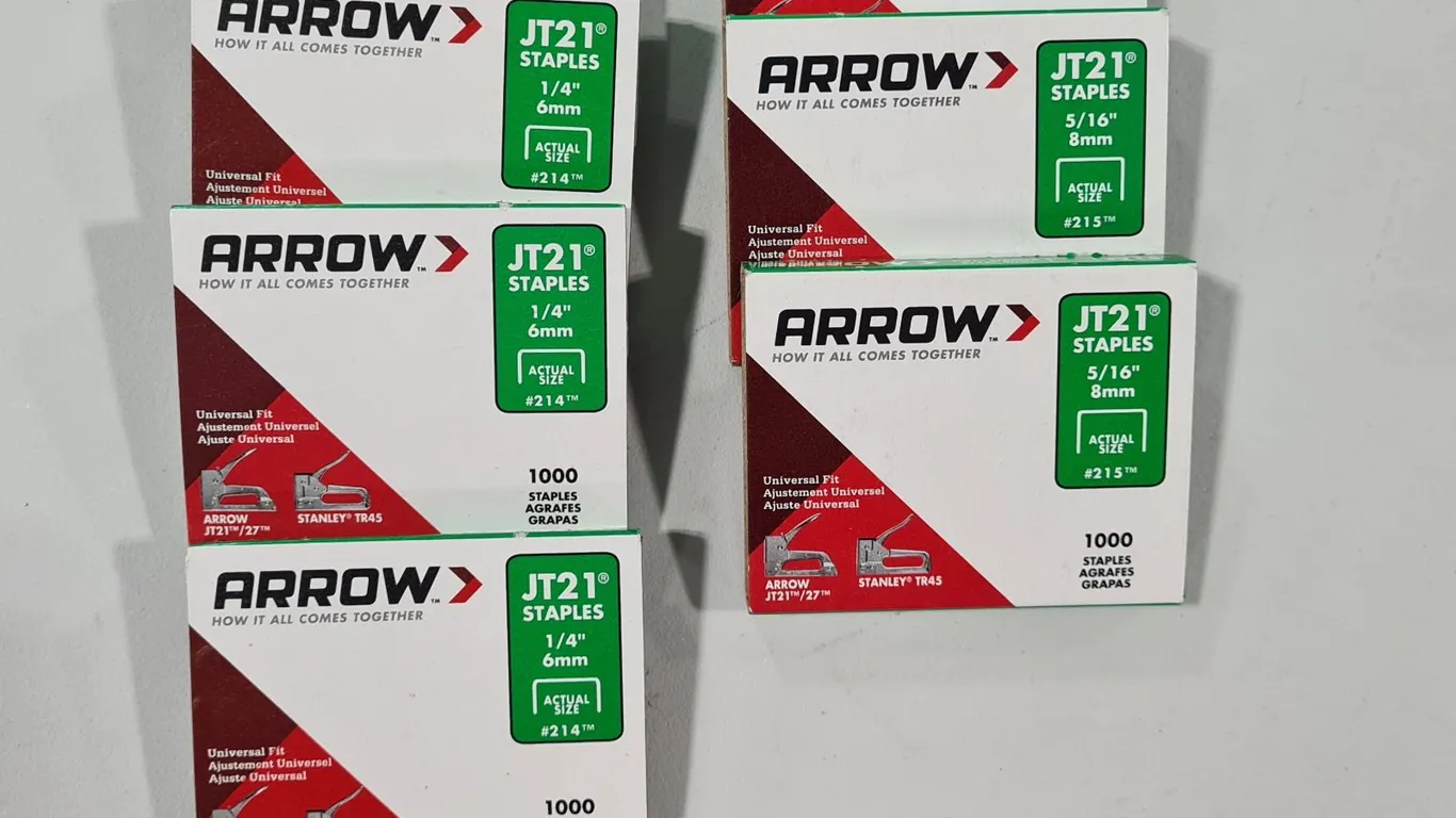 Assorted Arrow JT21 Staples