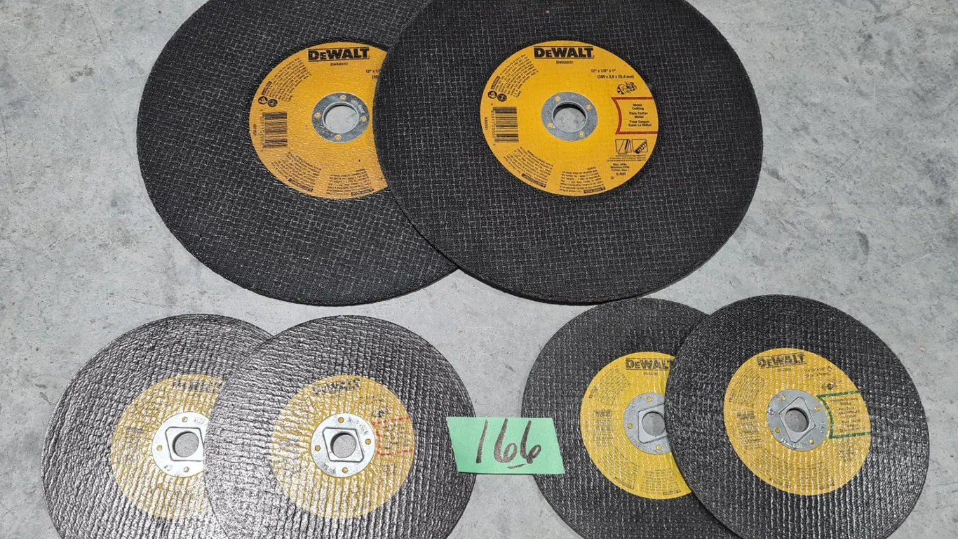 (6) Assorted DeWalt Cutting Wheels