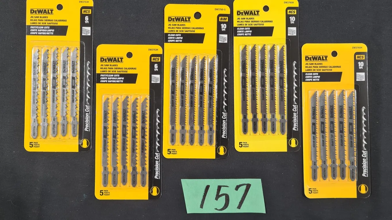 (5) Assorted DeWalt Jig Saw Packs