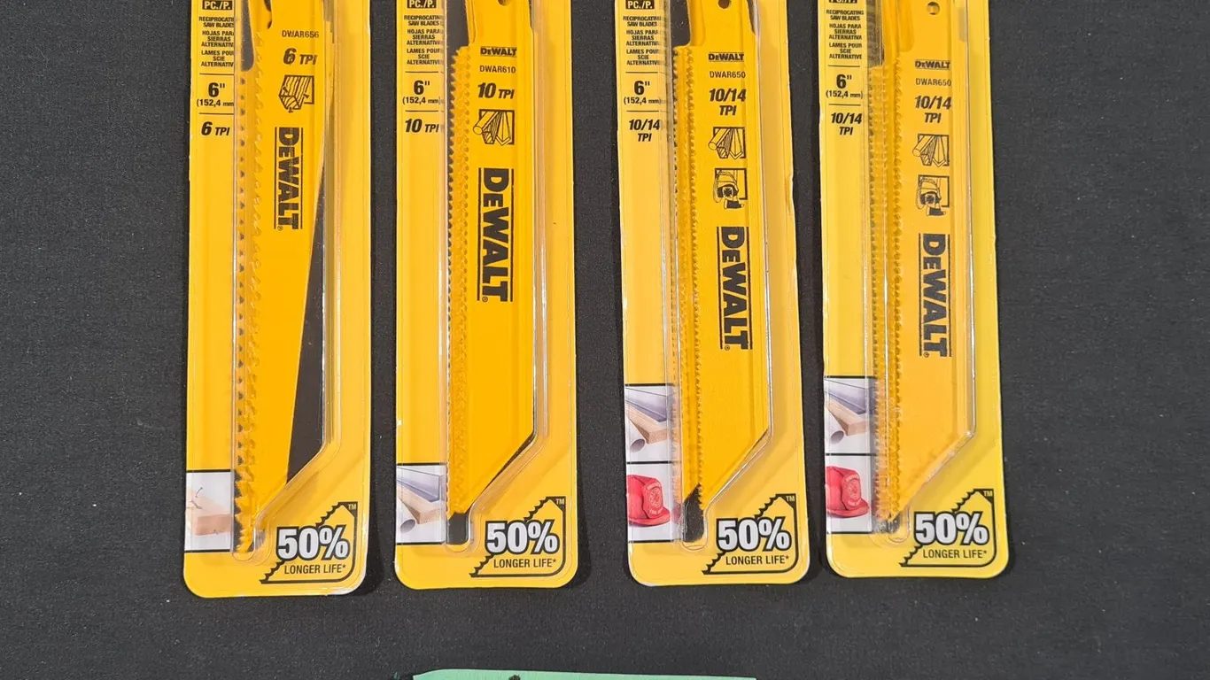 (4) Assorted DeWalt Reciprocating Saw Blade Packs