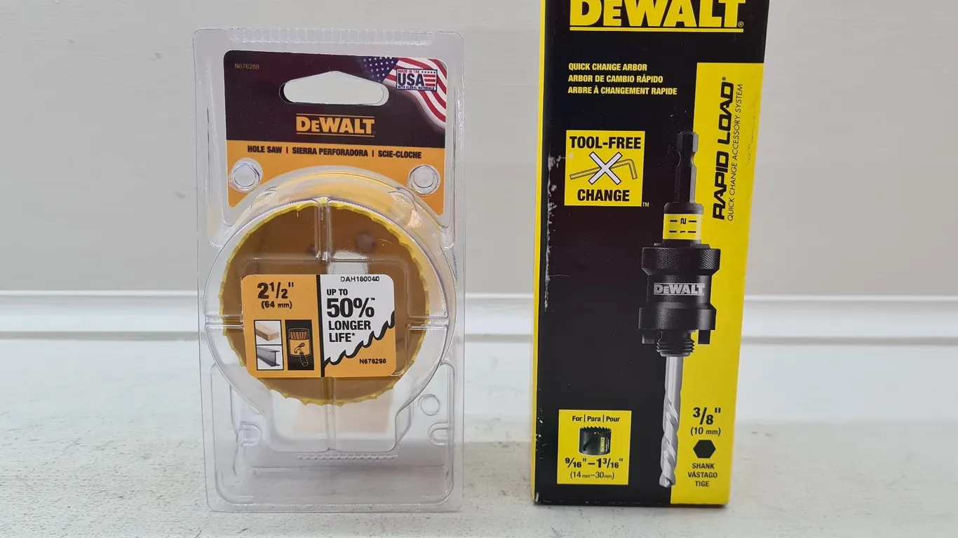 DeWalt Hole Saw & Quick Change Arbor