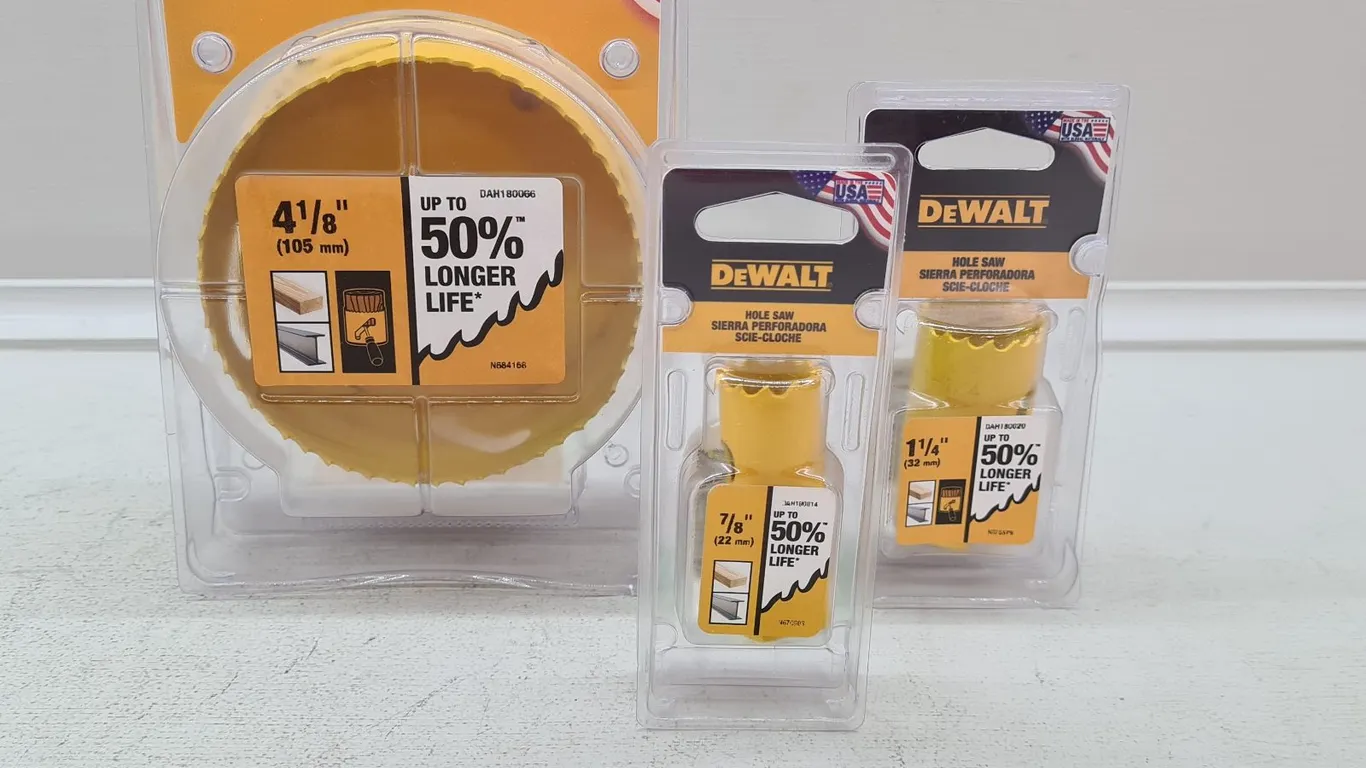 (3) Assorted DeWalt Hole Saws