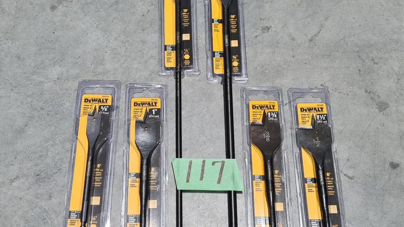 (6) Assorted DeWalt Spade Drill Bits