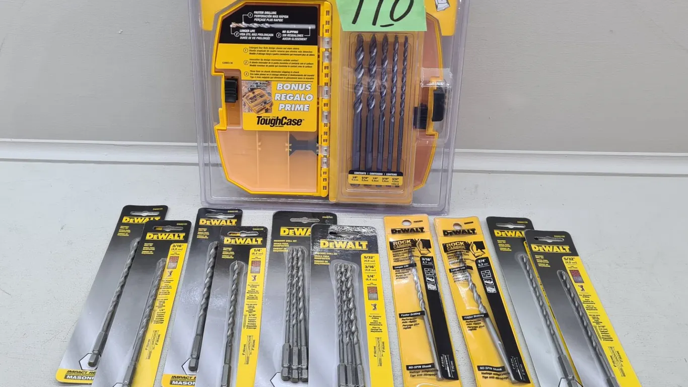 DeWalt Masonry Drill Bit Set & (10) Assorted BIts