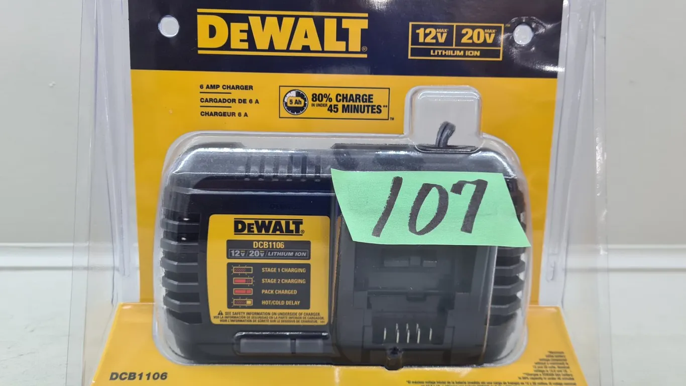 DeWalt DCB1106 Battery Charger