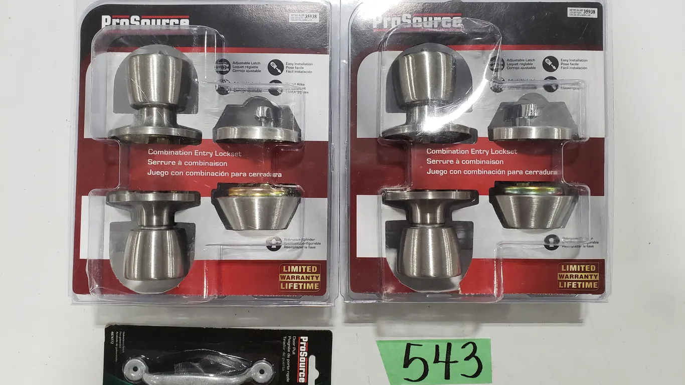 (2) ProSource Locksets & Door Pull