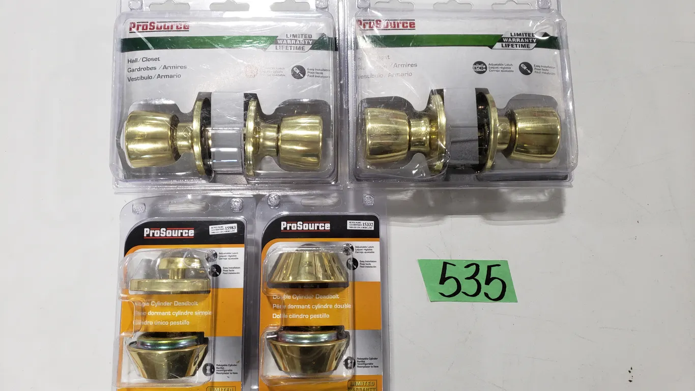 (4) ProSource Brass Door Knobs & Deadbolts