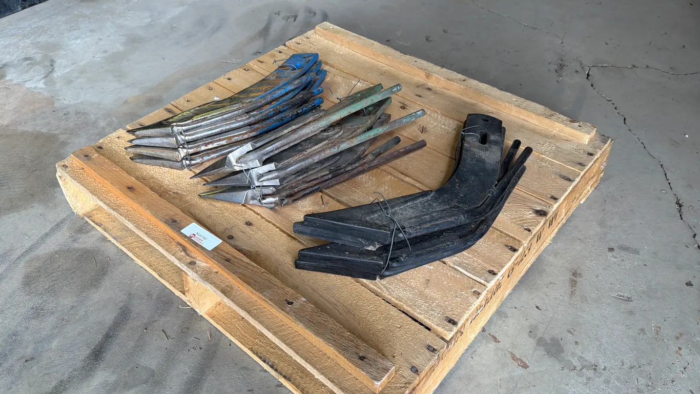 Fertilizer Knives