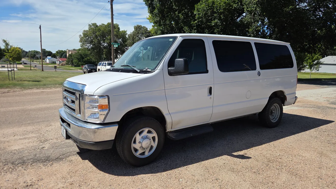2014 Ford Econoline E-350 XLT Cargo Van - Gasoline