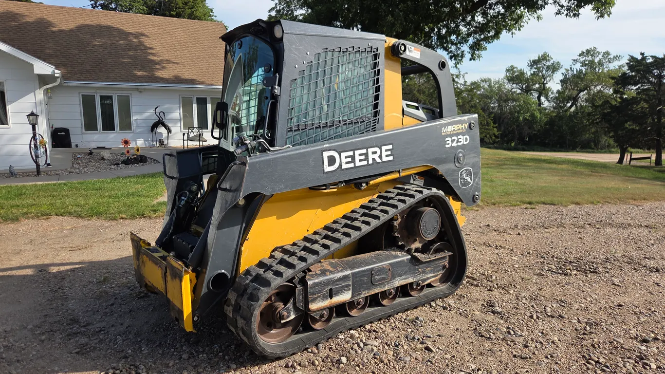 2011 John Deere 323D Track Loader
