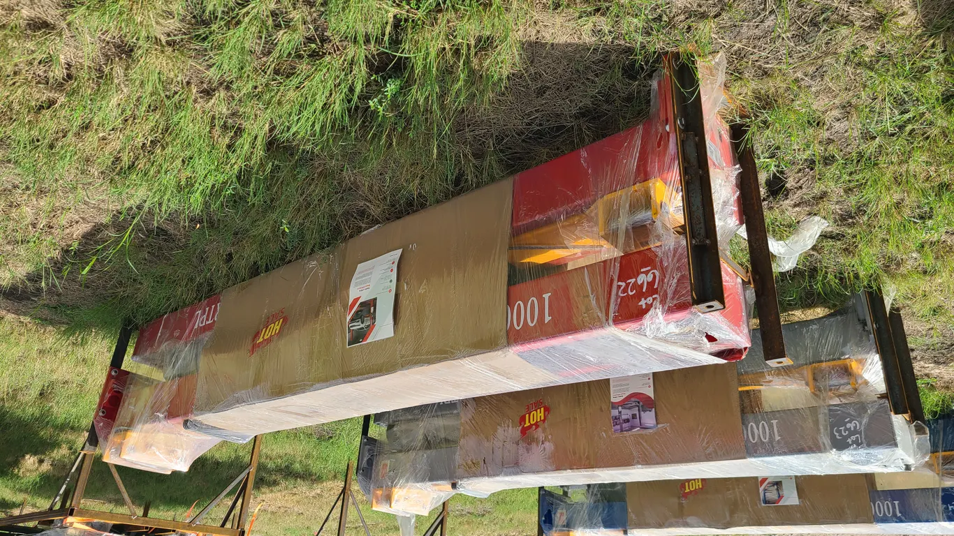 Unused 2026 SDLANCH Two Post Lift