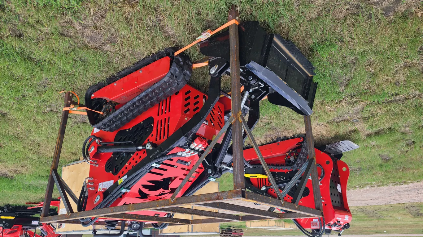 Unused 2026 SDLANCH SSL60 Mini Stand On Skid Steer - Gasoline