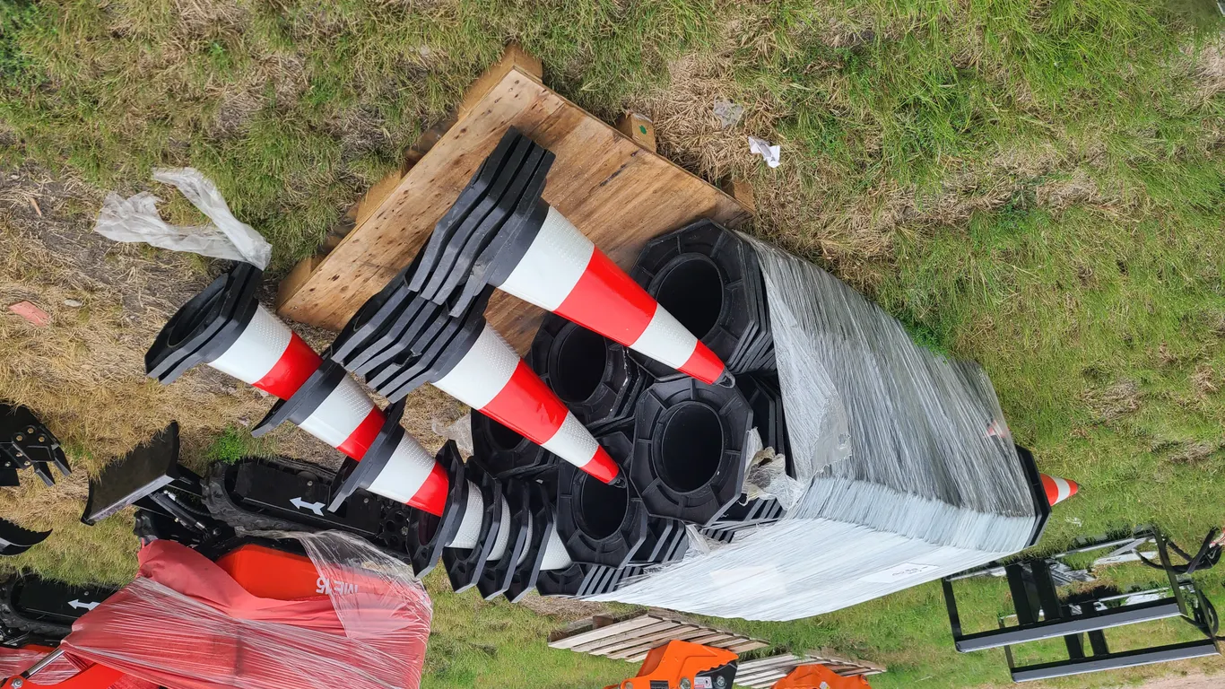 (250) Unused Reflective Traffic Cones