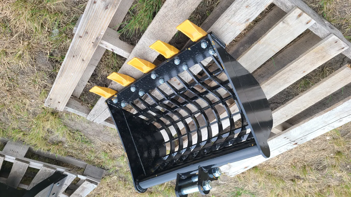 Unused 2026 SDLANCH Mini Excavator Rock Bucket - 23IN