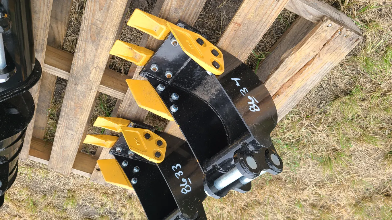 Unused 2026 SDLANCH Mini Excavator Bucket - 7.5IN