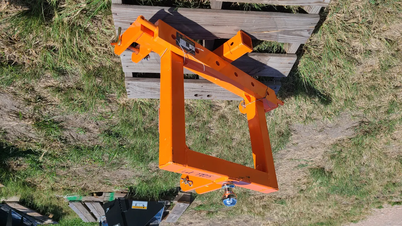 Unused 2026 Wolverine QC5-26-20G Hitch Adapter - 3PT