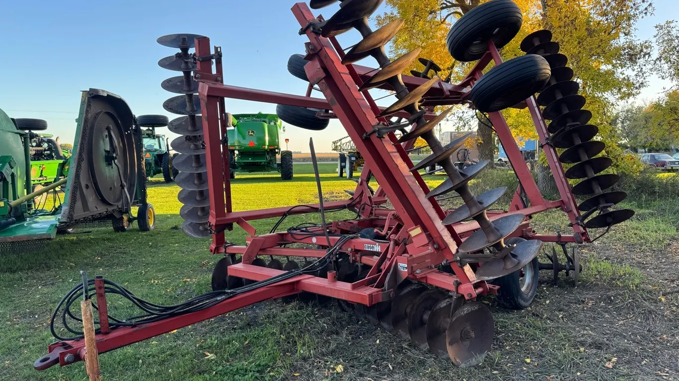 Case IH 3900 30' tandem disk
