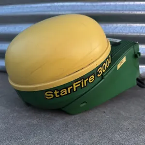 John Deere StarFire 3000 receiver w/ SF2