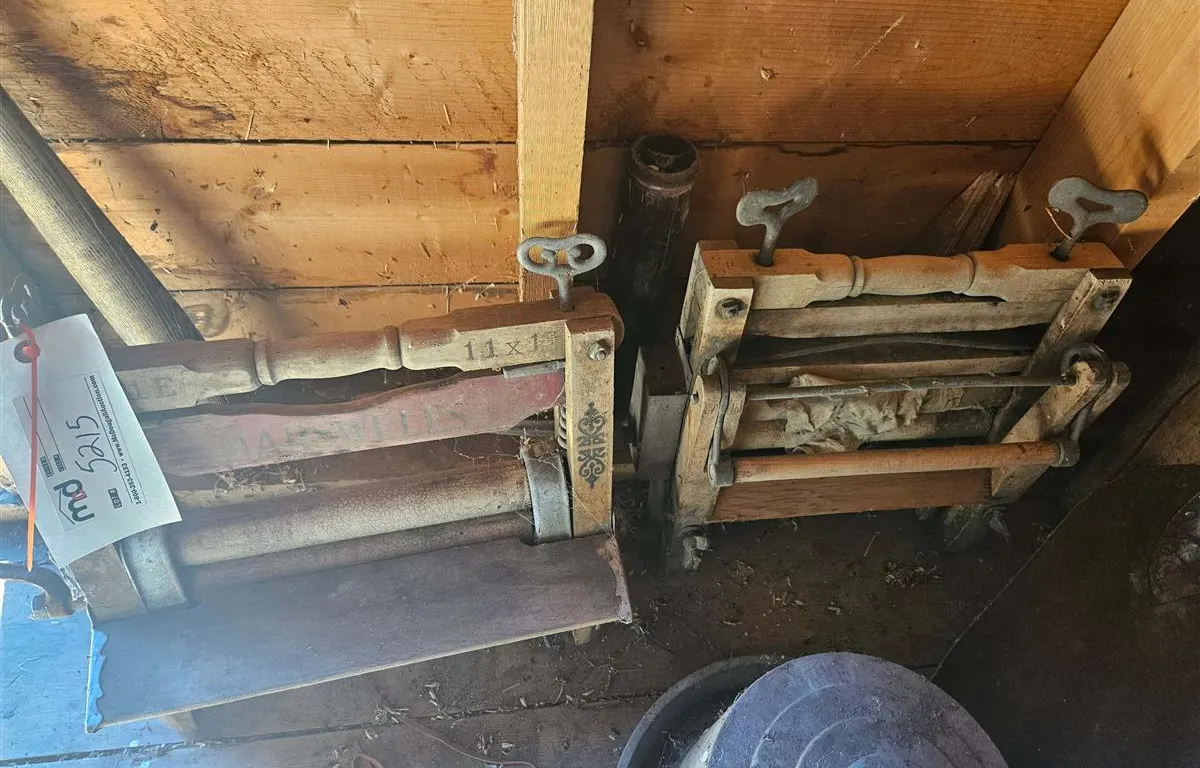 Marshall Wells Hand-Crank Clothes Wringers
UNRESERVED
